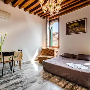 Venice Apartments , Wenecja Włochy